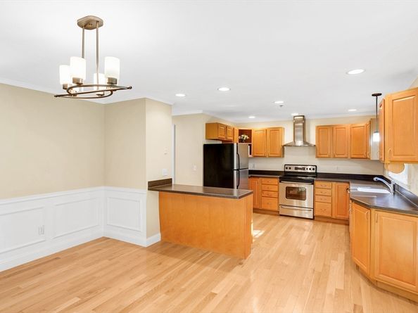 19 Morphew Ln 2, Rowley MA 01969