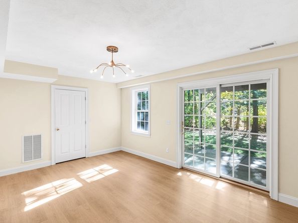 19 Morphew Ln 2, Rowley MA 01969