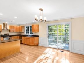 19 Morphew Ln 2, Rowley MA 01969