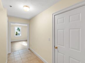 19 Morphew Ln 2, Rowley MA 01969