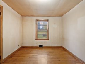 70 Ken Dr, Gardner MA 01440