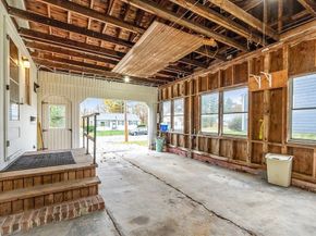 70 Ken Dr, Gardner MA 01440