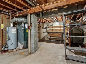 70 Ken Dr, Gardner MA 01440