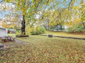 70 Ken Dr, Gardner MA 01440