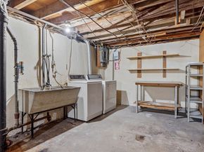 70 Ken Dr, Gardner MA 01440