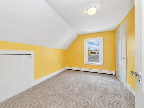 7 Harold Ave, Gloucester MA 01930