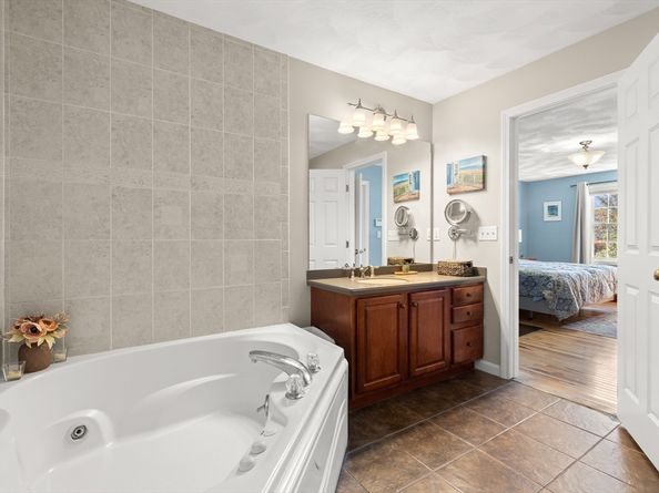 79 Spencer Knowles Road, Rowley MA 01969