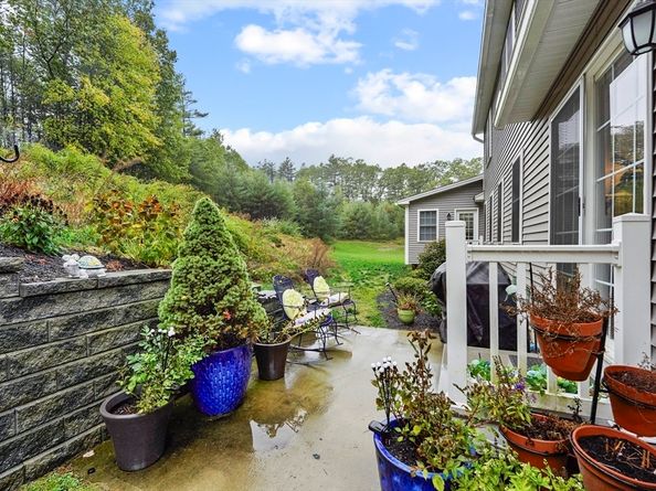 17 Turtle Ln 17, Sterling MA 01564