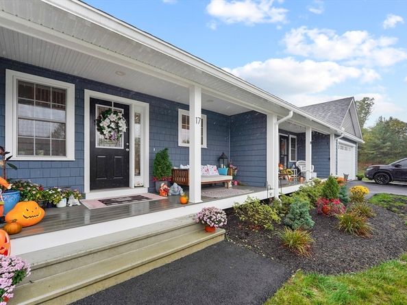 17 Turtle Ln 17, Sterling MA 01564
