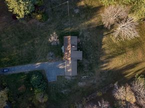 85 Marsh Rd, Barre MA 01005