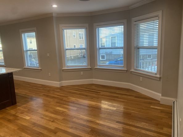 51 Ocean Ave, Salem MA 01970