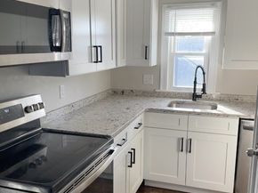 51 Ocean Ave, Salem MA 01970