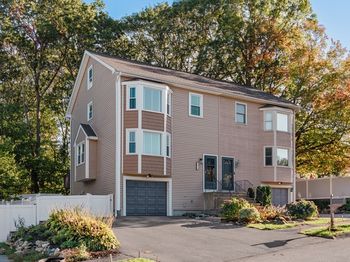 119 Orton St Ext