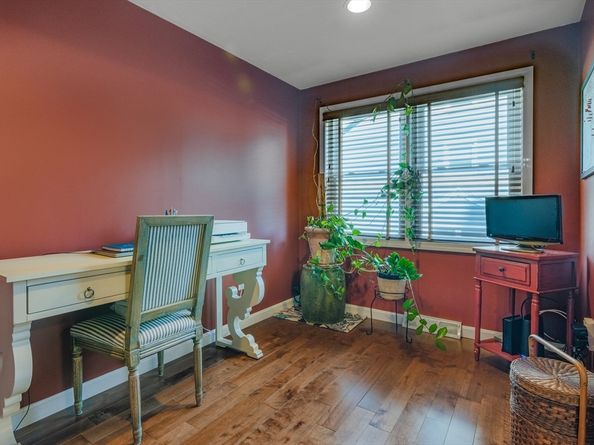 119 Orton St Ext, Worcester MA 01604