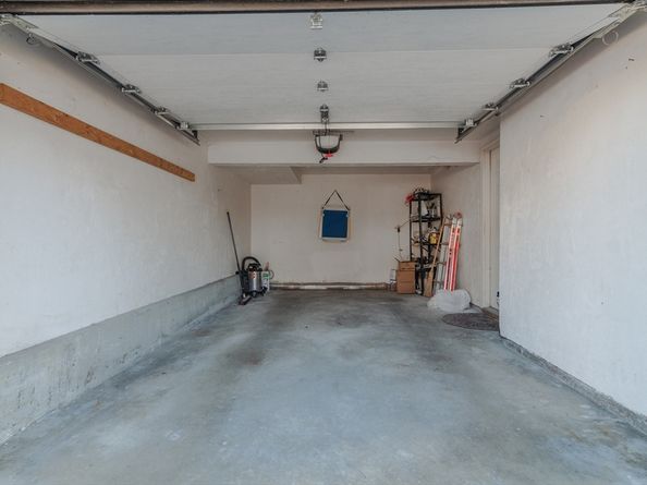 119 Orton St Ext, Worcester MA 01604