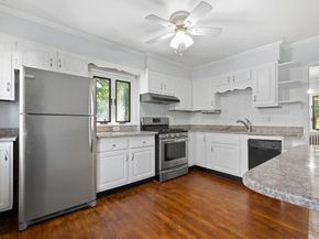 20 Richards Rd, Weymouth MA 02189