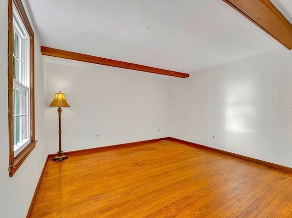 19 James Road, Sterling MA 01564