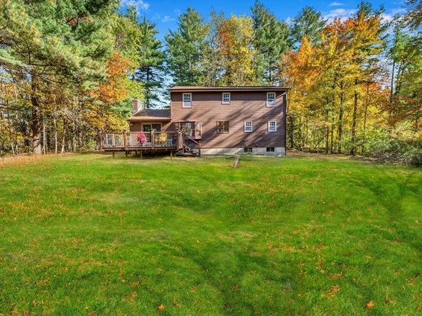 19 James Road, Sterling MA 01564