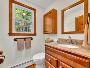 19 James Road, Sterling MA 01564