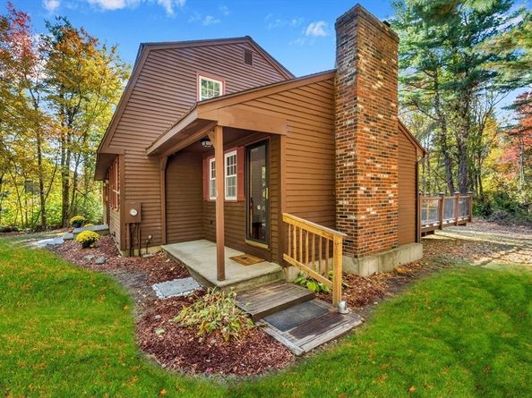 19 James Road, Sterling MA 01564