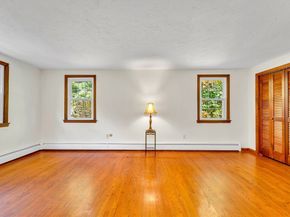 19 James Road, Sterling MA 01564