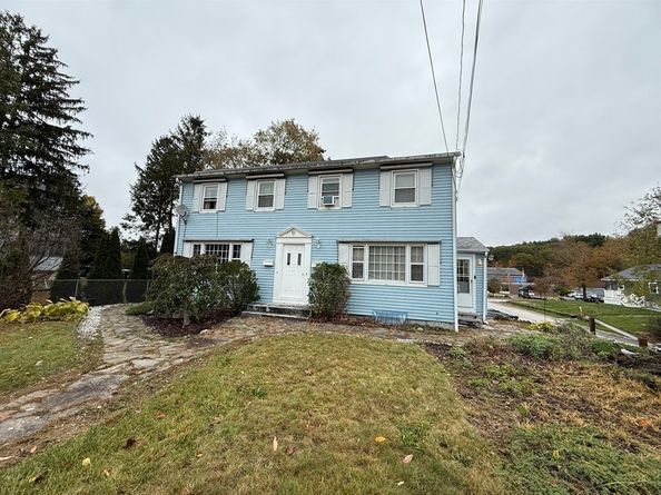 51 Warren St, Southbridge MA 01550