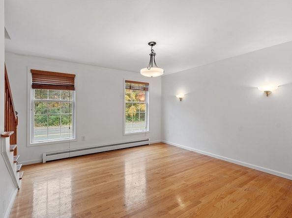 159 Pine St, Manchester MA 01944