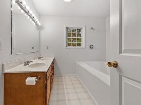 159 Pine St, Manchester MA 01944