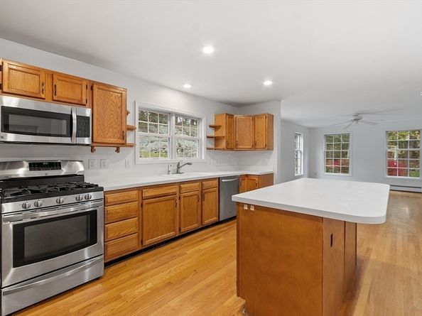 159 Pine St, Manchester MA 01944