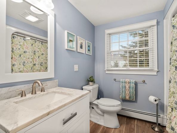 14 Harding Street, Medfield MA 02052