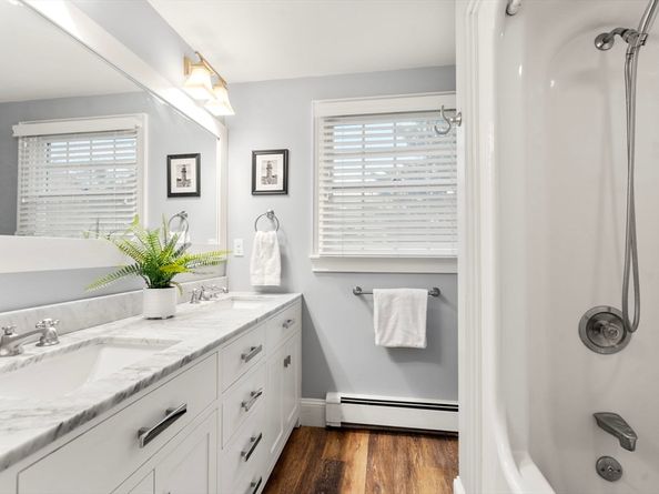 14 Harding Street, Medfield MA 02052