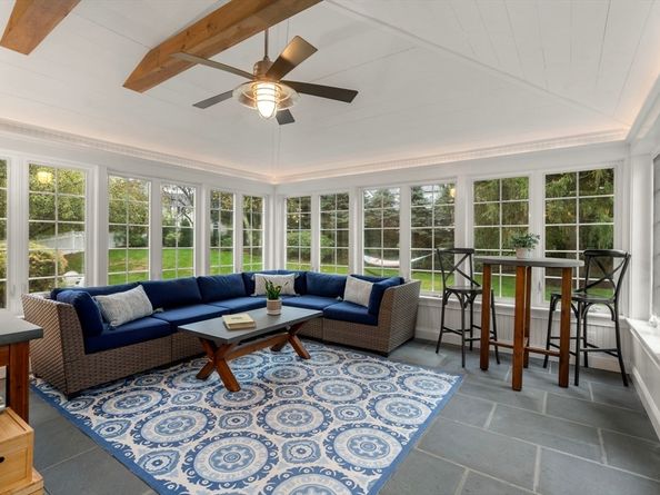 14 Harding Street, Medfield MA 02052