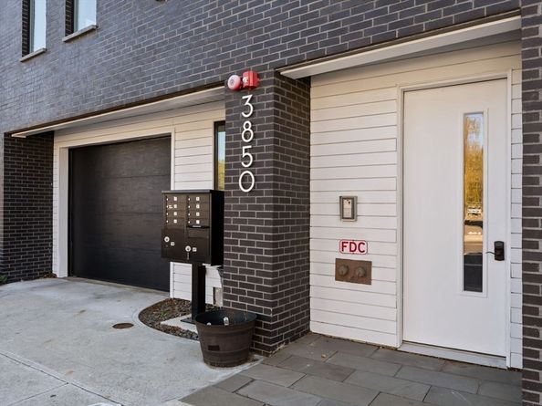 3850 Washington St 6, Boston MA 02131
