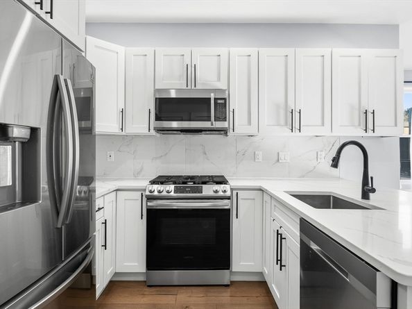 3850 Washington St 6, Boston MA 02131