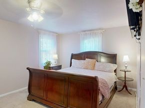 80 West St, Medfield MA 02052