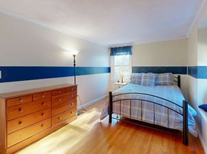 80 West St, Medfield MA 02052