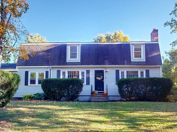 80 West St, Medfield MA 02052