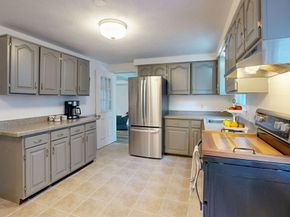 80 West St, Medfield MA 02052
