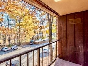 3 Greenbriar Dr 303, North Reading MA 01864