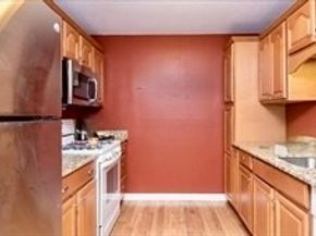 3 Greenbriar Dr 303, North Reading MA 01864