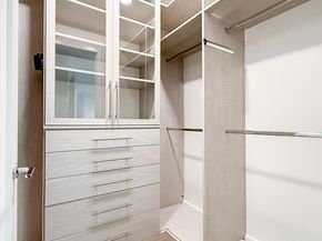188 Brookline Ave 22E, Boston MA 02215