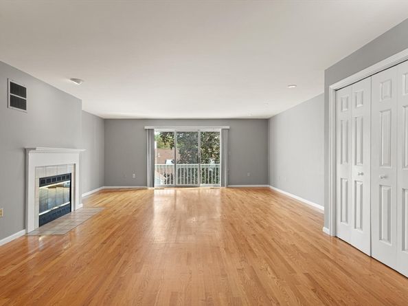 6 Countryside Lane 1303, Salem MA 01970