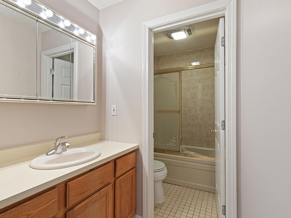 6 Countryside Lane 1303, Salem MA 01970