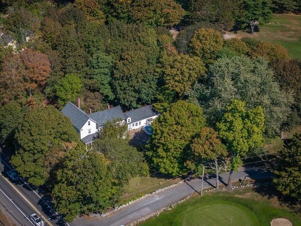 98 Main St, Wenham MA 01984