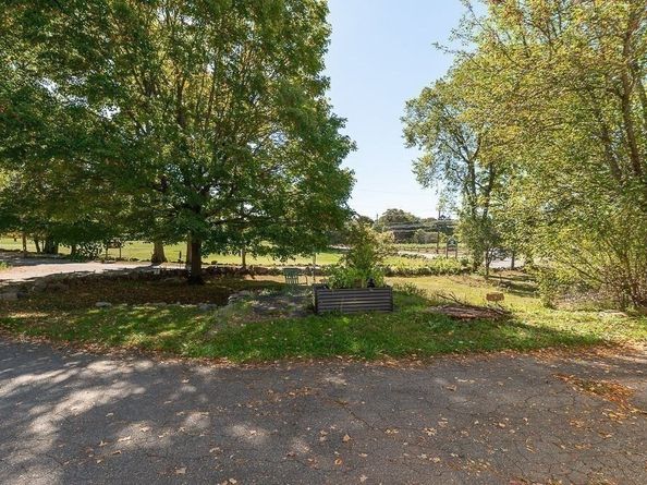 98 Main St, Wenham MA 01984