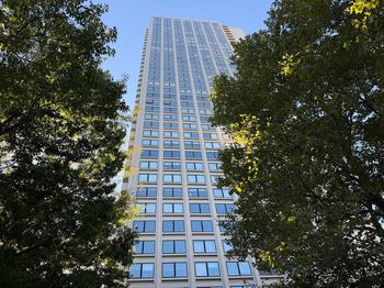 65 E India Row