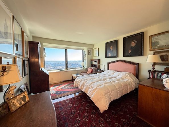 65 E India Row PHF, Boston MA 02110