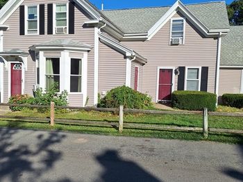 55 Station St