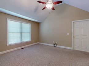 31 Enaya Circle 31, Worcester MA 01606