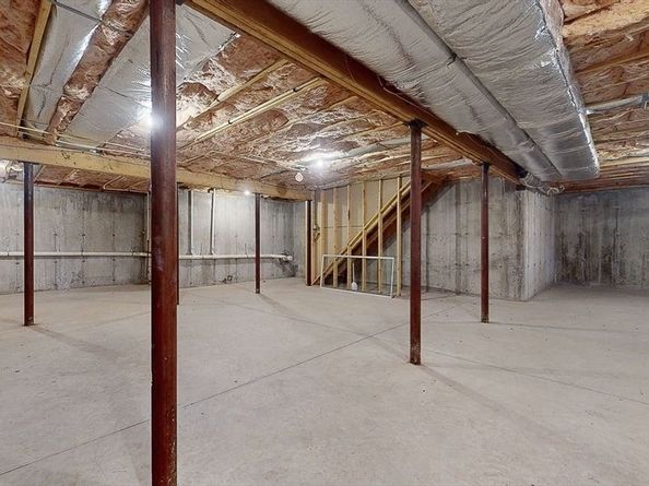 31 Enaya Circle 31, Worcester MA 01606